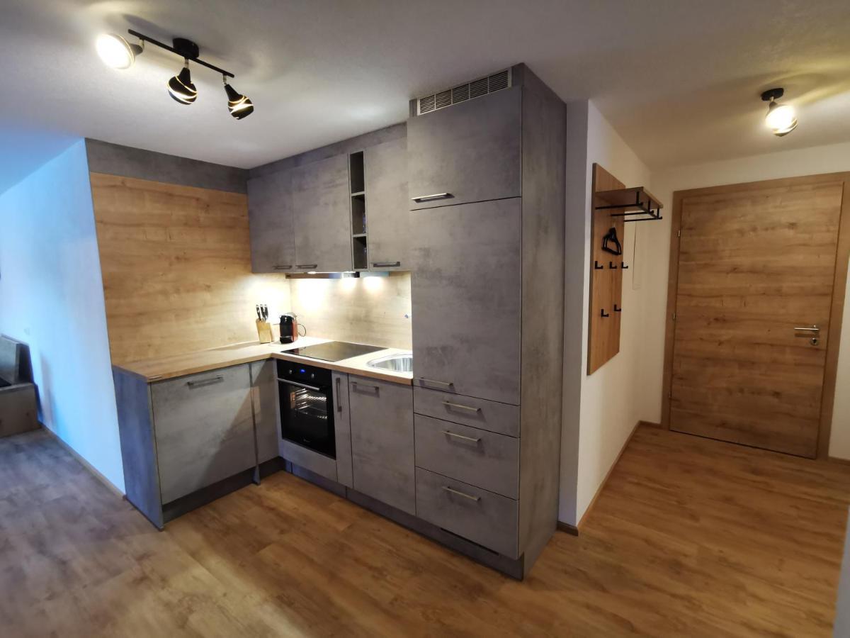Appartement Bergfuier Holzgau Bagian luar foto