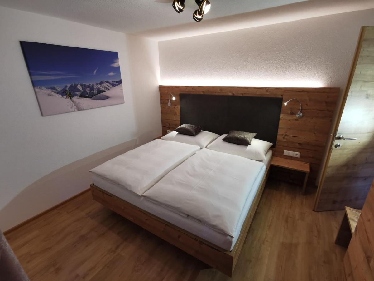 Appartement Bergfuier Holzgau Bagian luar foto