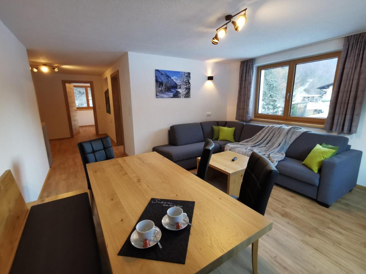 Appartement Bergfuier Holzgau Bagian luar foto