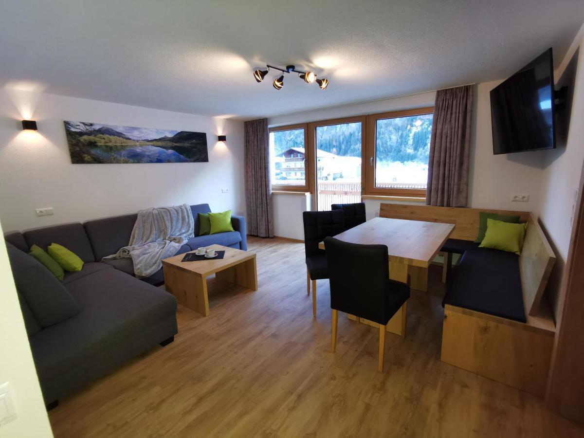 Appartement Bergfuier Holzgau Bagian luar foto